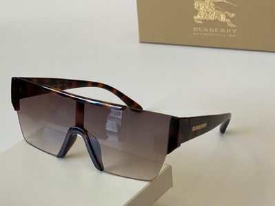 Burberry Sunglasses 656